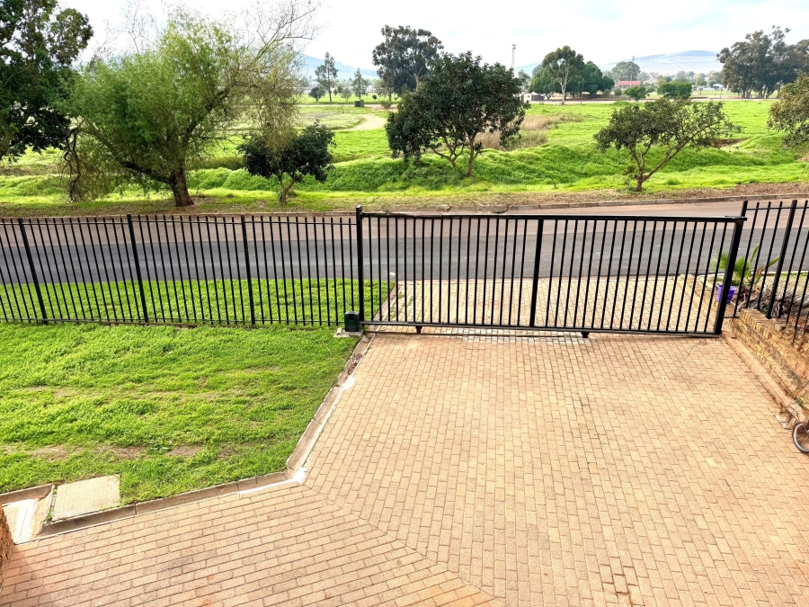 3 Bedroom Property for Sale in Moorreesburg Western Cape